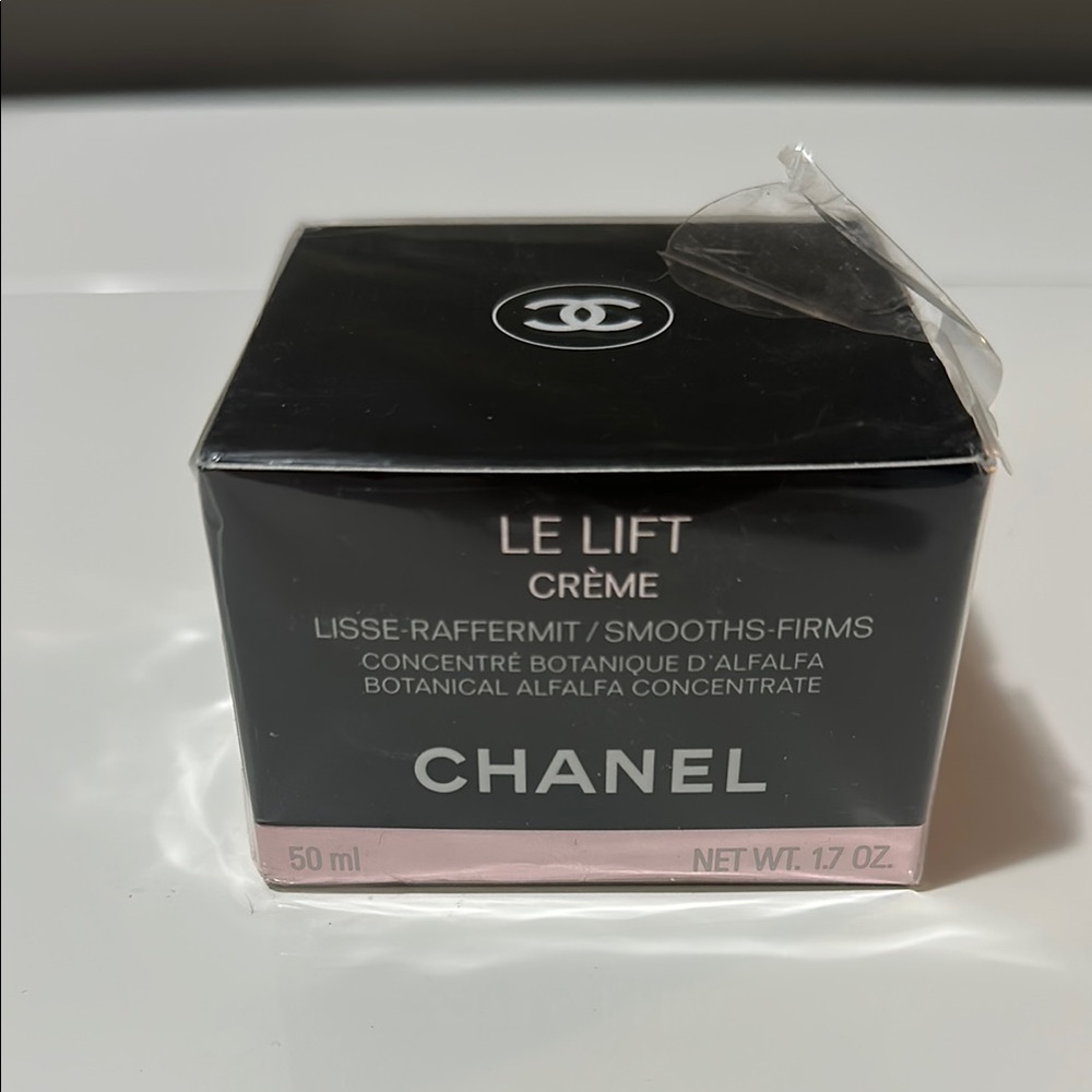 CHANEL Le Lift Crème